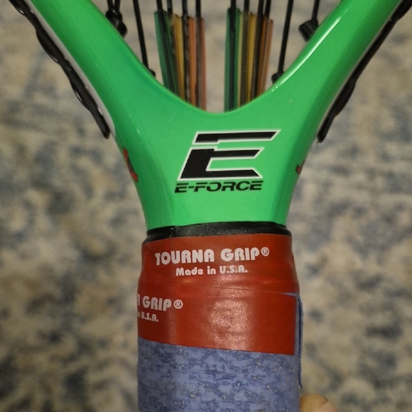E-Force Brawl Racketball Racket. - Picture 6 of 6